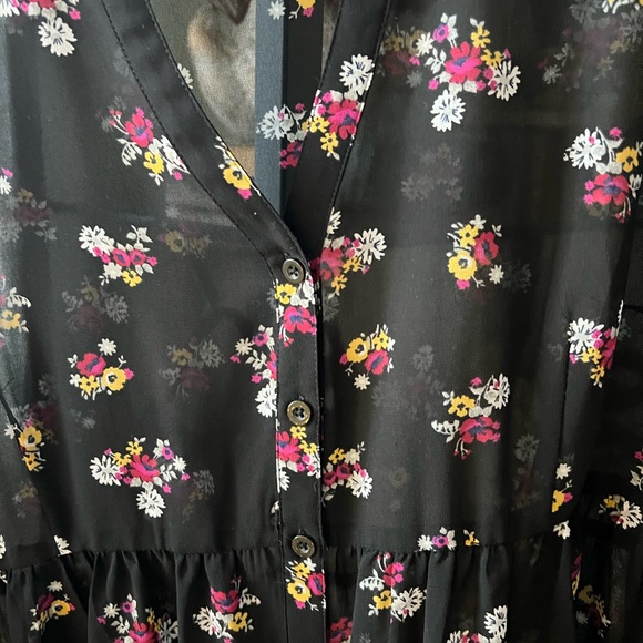 Torrid hi low tunic top size 1 - Picture 6 of 9